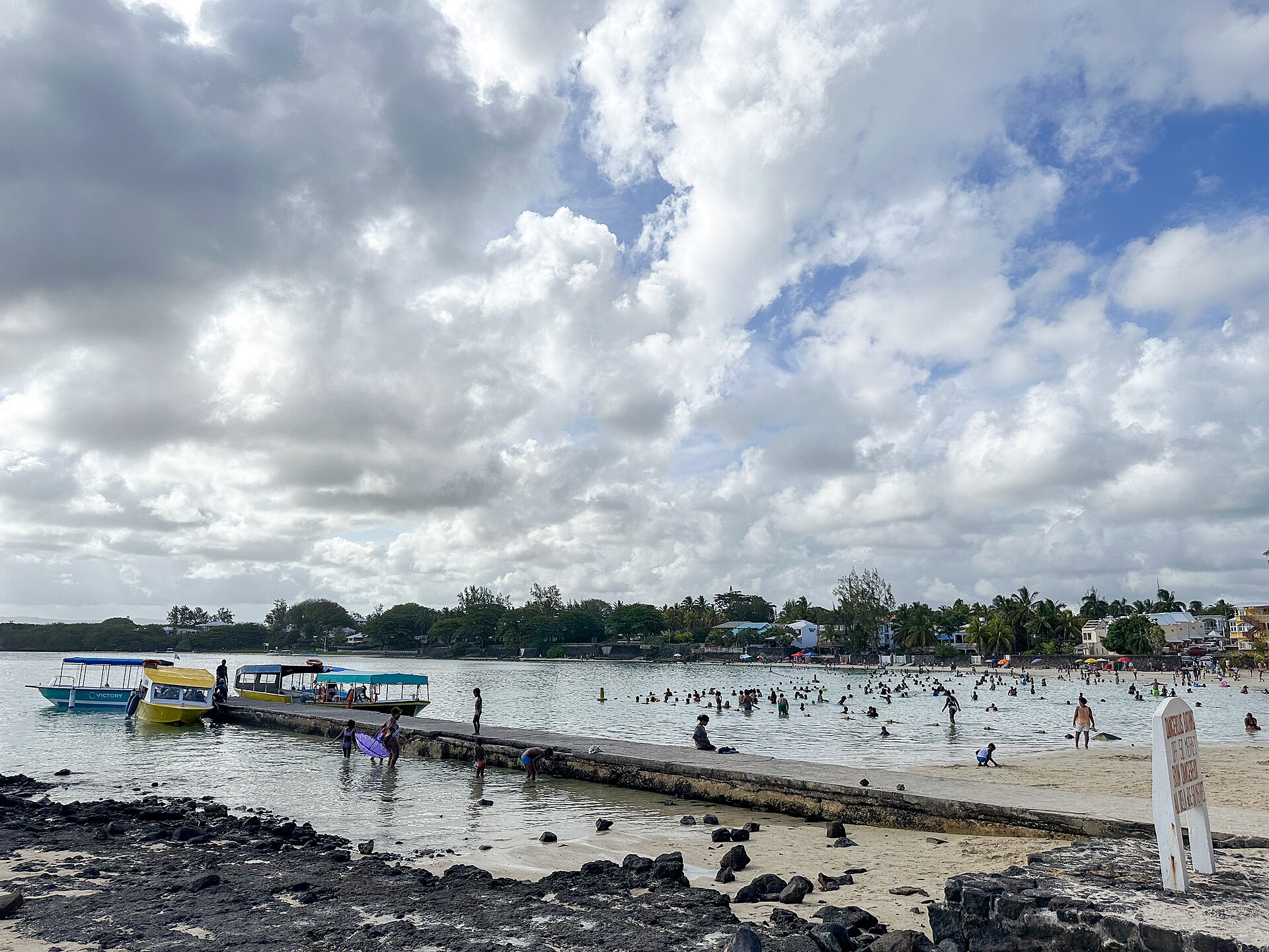 Boats and the jetty at Blue Bay
